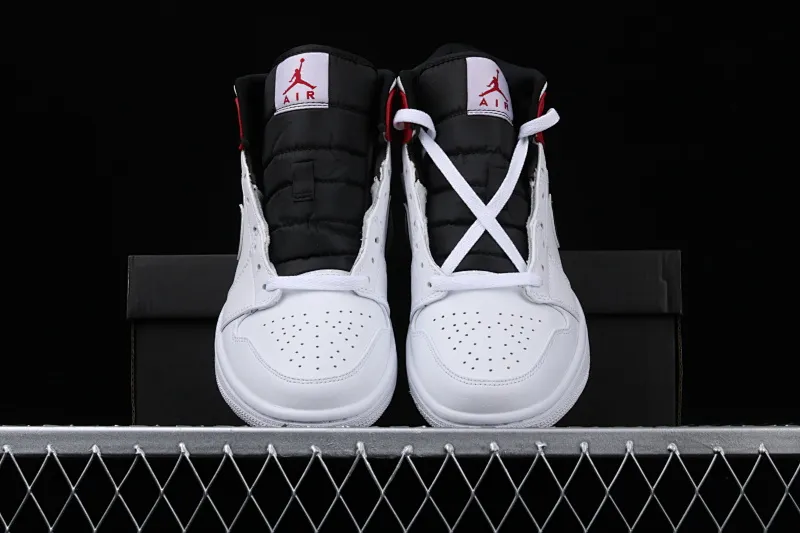 All categories Air Jordan Jordan series basketball shoes Air Jordan 1 Mid Air Jordan 1 Mid AJ1 Joe 1 "Little Chicago" basketball shoes full toe layer authentic 554724-116